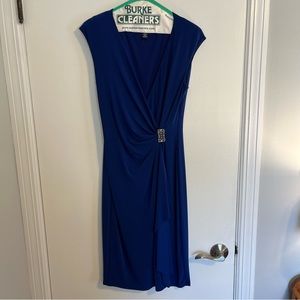 💙 Beautiful faux wrap dress. EUC